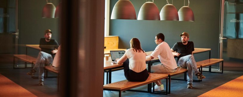 neu_STARFINANZ_02_Location_Team_279